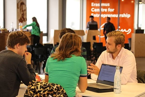 5 tips for MBA students planning to launch their own business after graduation