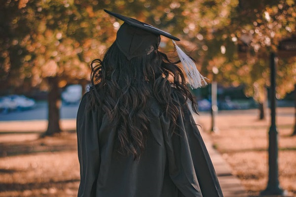 Babson college with scholarship